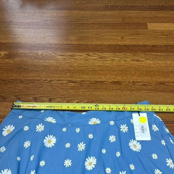 NWT Unique vintage Daisy print Briella flaired skirt and cropped top set retro - Picture 12 of 16